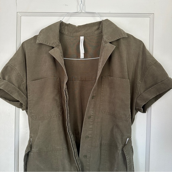 Babaton jumpsuit army green - Picture 1 of 7